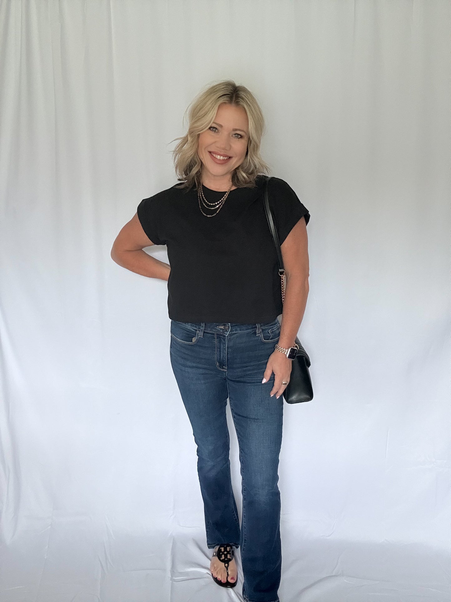The Everyday Cropped Tee -Black