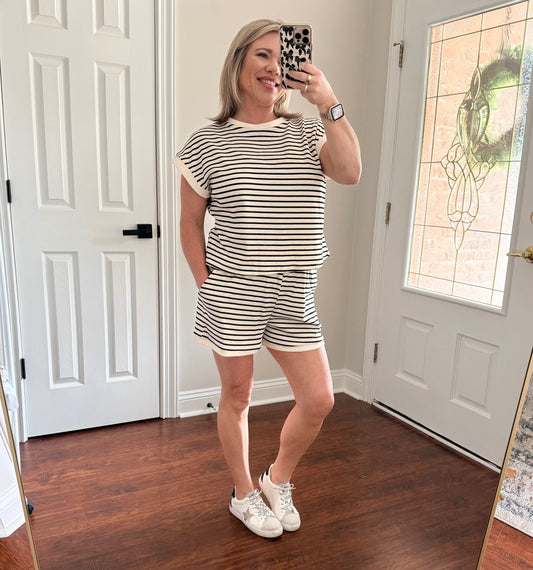 The Easy Stripe Lounge Set